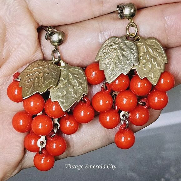 Antique Coral Bunch Grapevine Earrings Golden Leafs Victorian Clusters Dangle - Picture 9 of 12